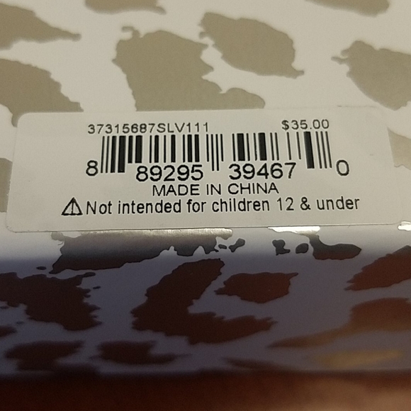 Betsey Johnson silver tone gem detail dangle - Picture 2 of 2